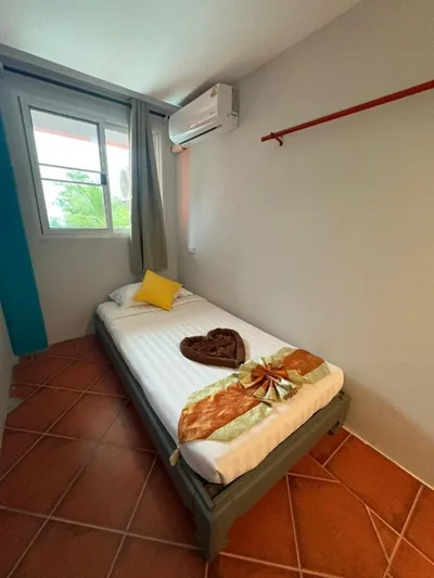 Camera singola economica — PorterHouse Beach Hotel